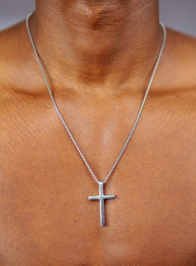 Necklace, Cross (Medium)
